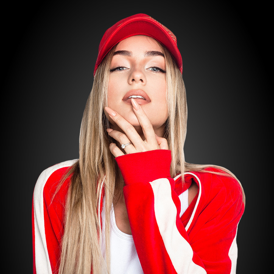 Мари краймбрери самолет обложка. Песни мари краймбрери список. Ногти мари краймбрери. Мари крам песни. Мари краймбрери до пластики.